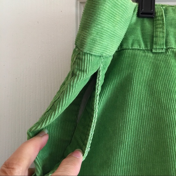 Vibrant lime colored Vineyard Vines skirt! - Picture 4 of 7